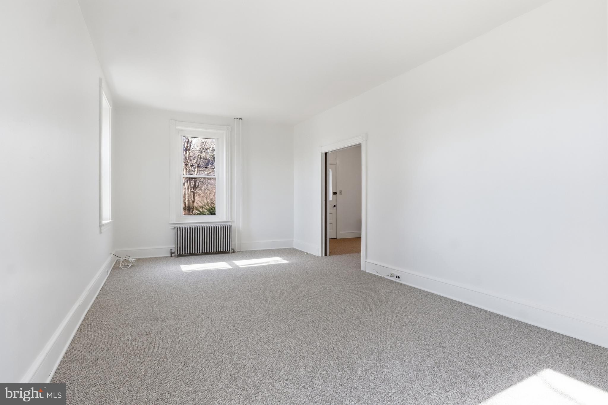 1545 Lititz Road Manheim, PA 17545 - Photo 26 of 66 an empty room with windows