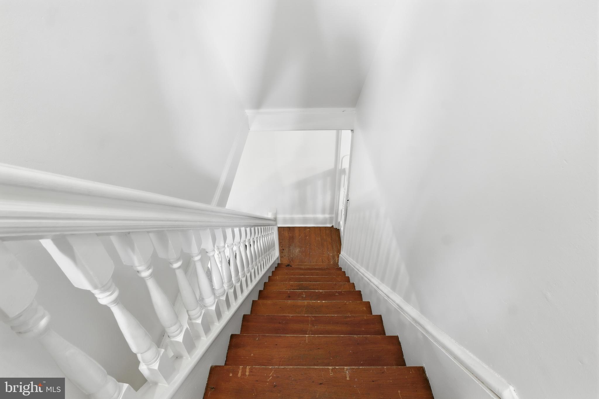 1545 Lititz Road Manheim, PA 17545 - Photo 27 of 66 a view of entryway