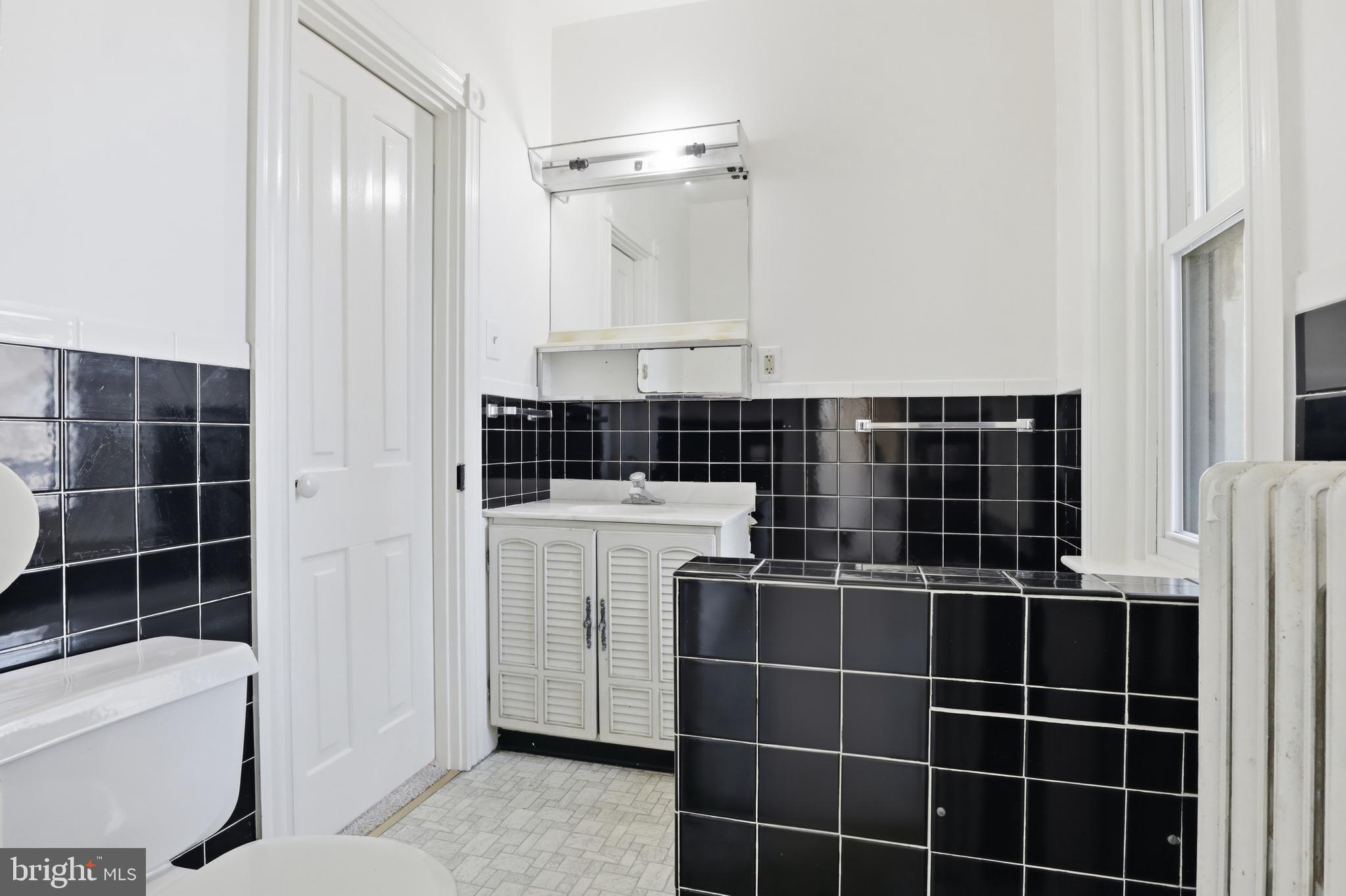 1545 Lititz Road Manheim, PA 17545 - Photo 42 of 66 a bathroom with a shower a mirror a bathtub and shower