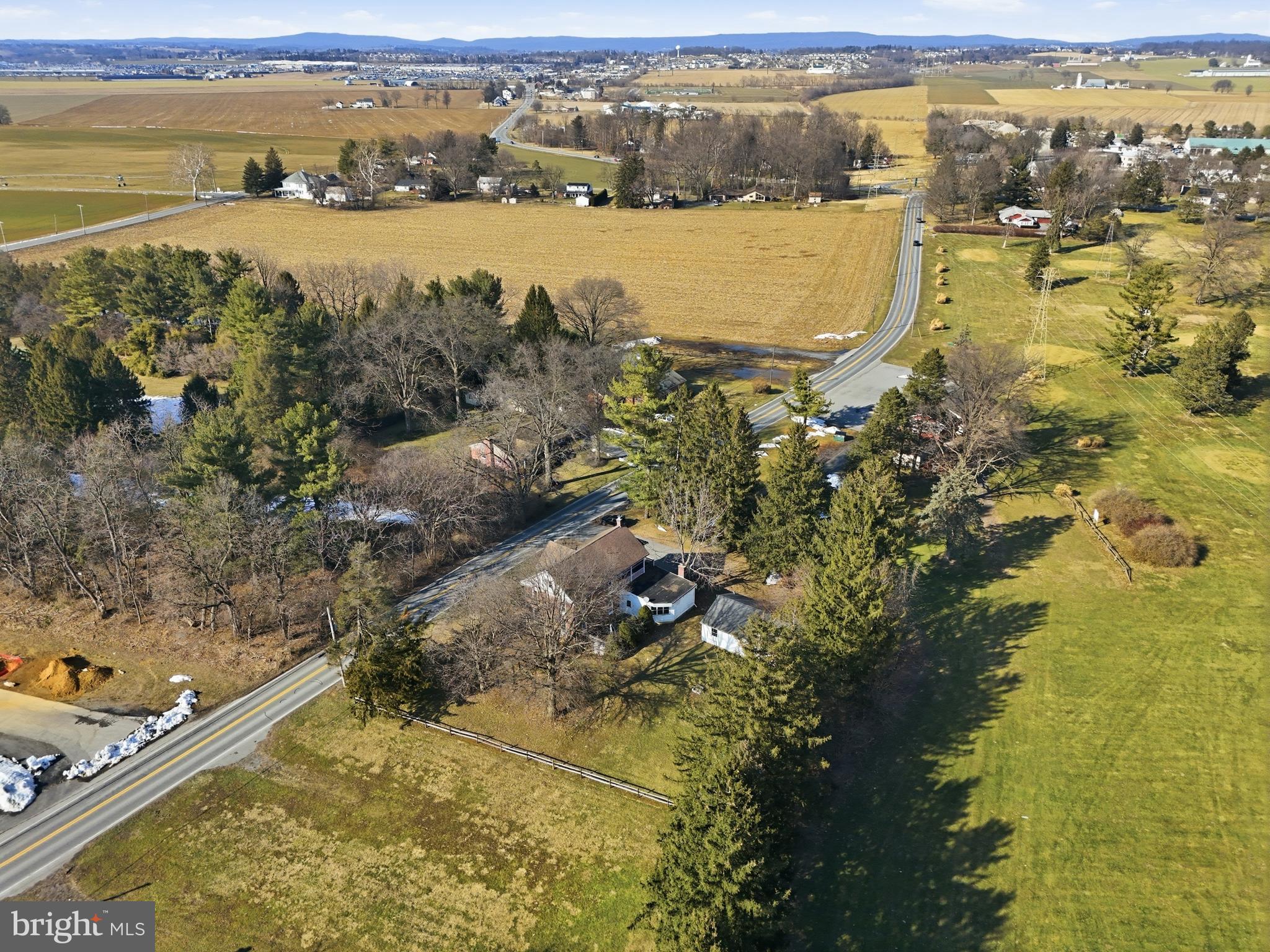 1545 Lititz Road Manheim, PA 17545 - Photo 56 of 66 a view of an ocean and a mountain
