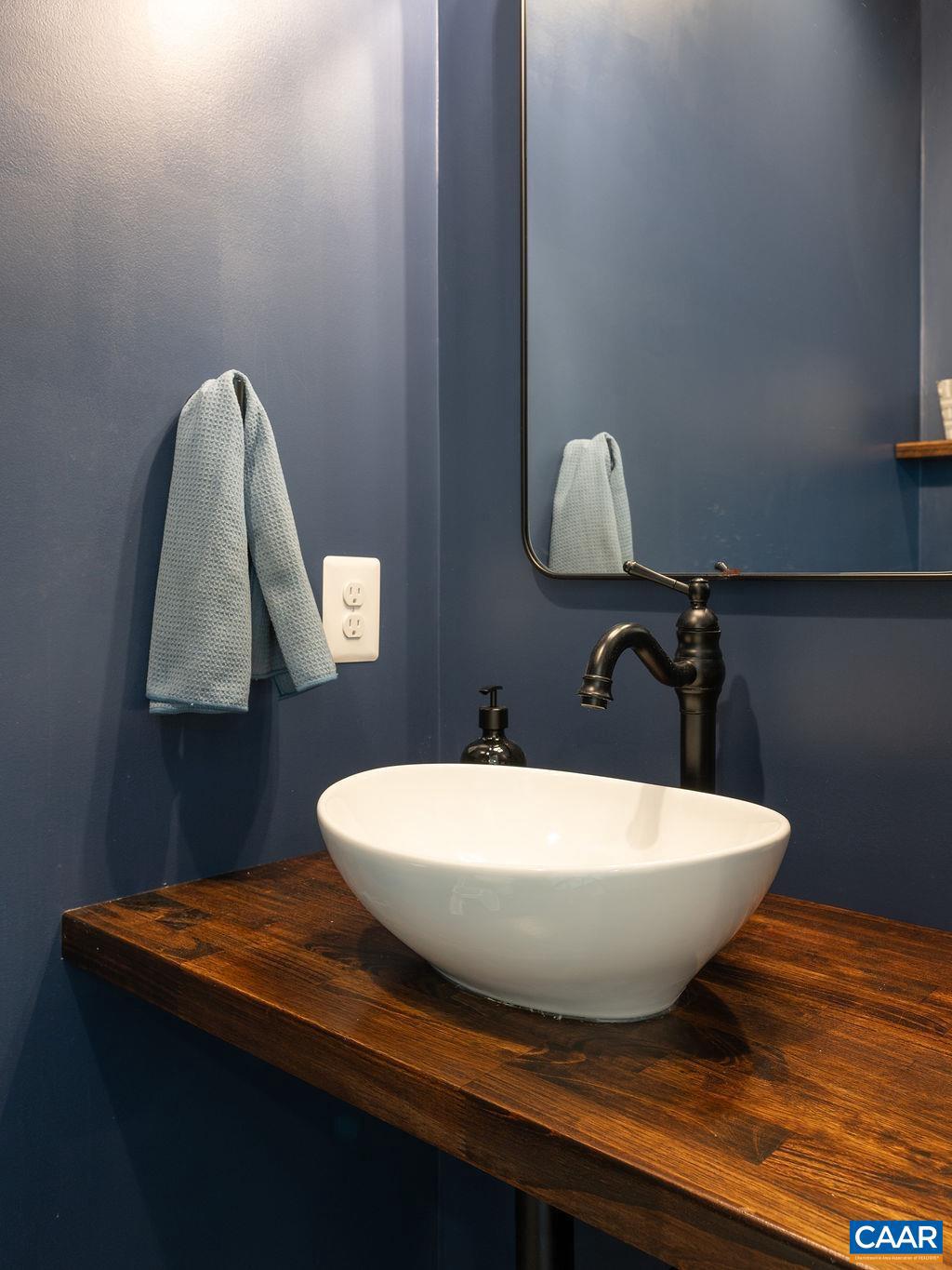 148 Junction Lane Charlottesville, VA 22902 - Photo 11 of 29