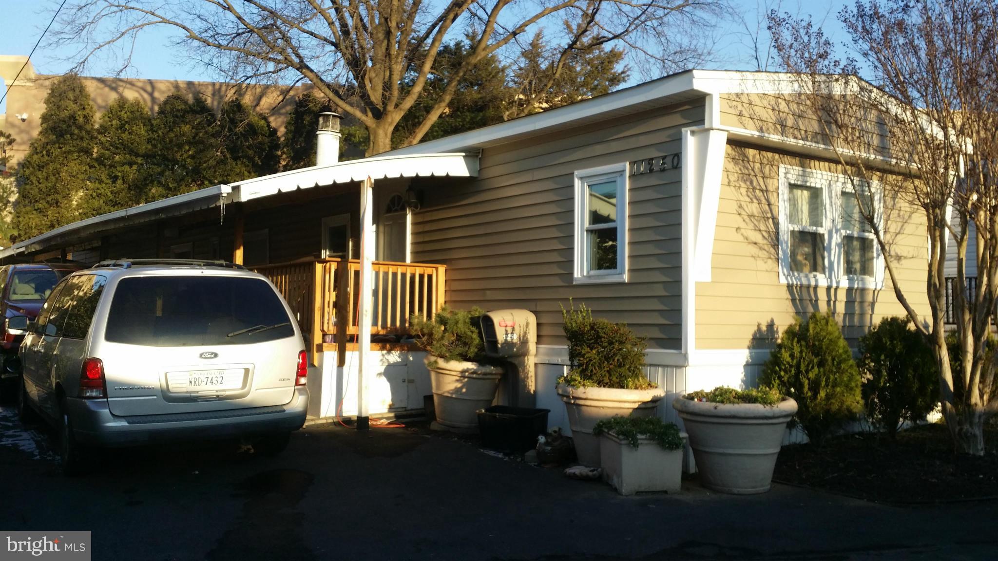 11250 Mobile Drive Fairfax, VA 22030 - Photo 1 of 11 Exterior (Front)