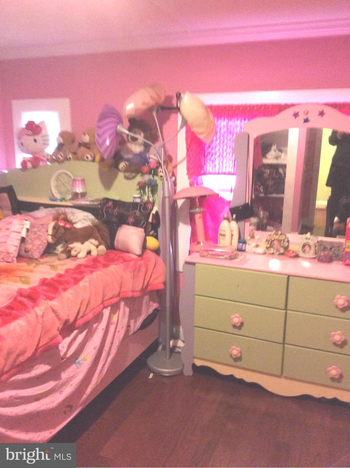 11250 Mobile Drive Fairfax, VA 22030 - Photo 7 of 11 Bedroom