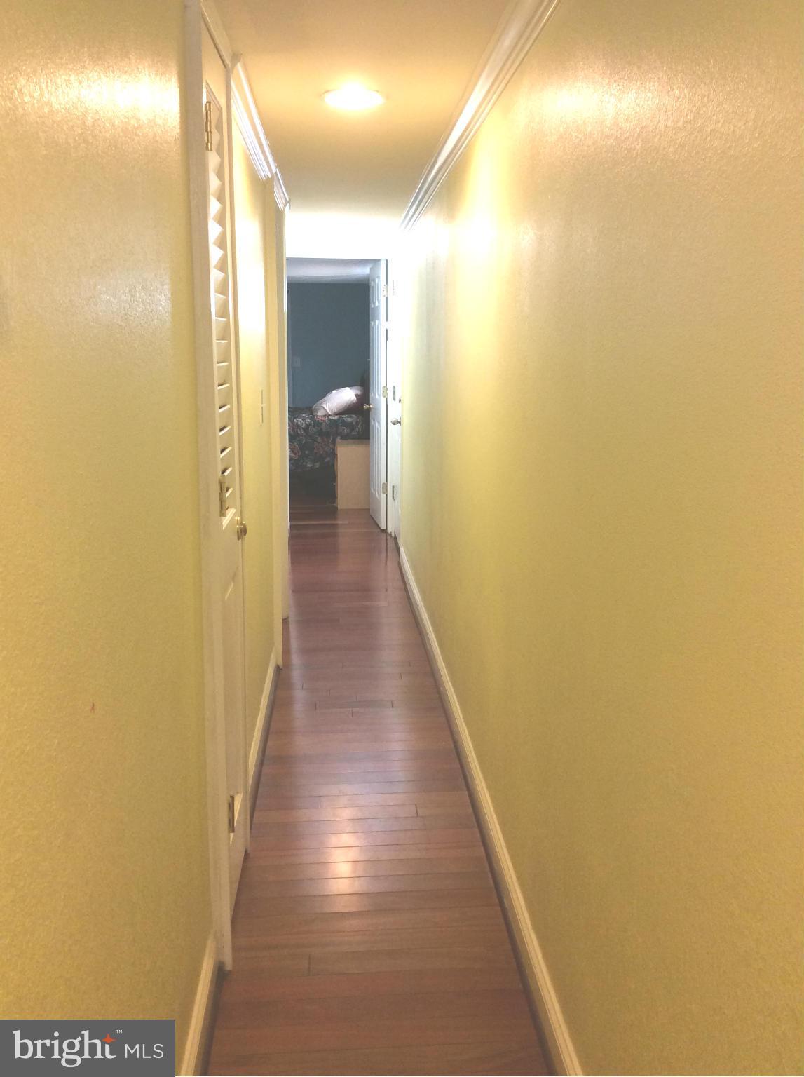 11250 Mobile Drive Fairfax, VA 22030 - Photo 10 of 11 Interior (General)