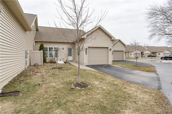 $525,000 | 146 State Street, Unit 114, Clayton, NY 13624