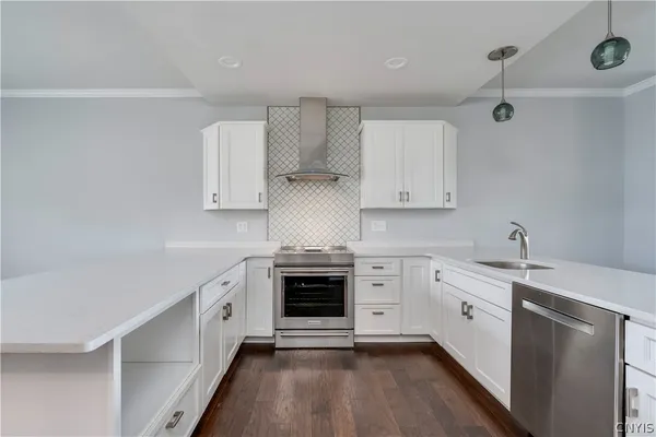 $525,000 | 146 State Street, Unit 114, Clayton, NY 13624