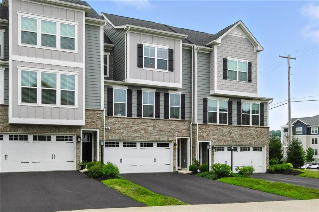 103 Spruce Lane Canonsburg, PA 15317 - Photo 3 of 43