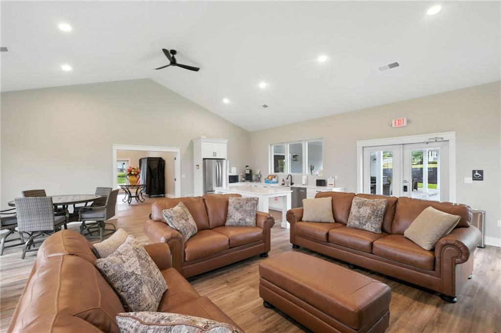 103 Spruce Lane Canonsburg, PA 15317 - Photo 37 of 43