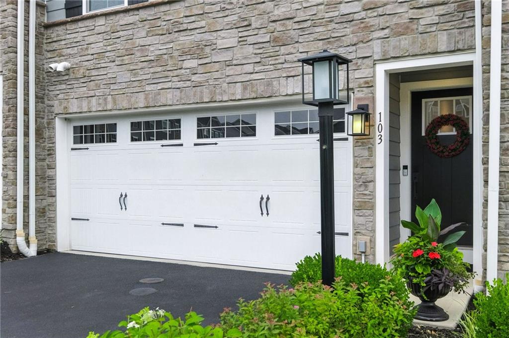 103 Spruce Lane Canonsburg, PA 15317 - Photo 4 of 43