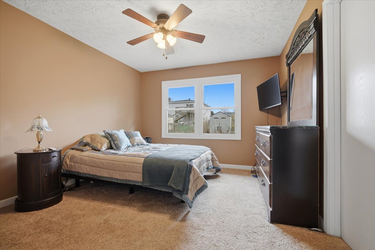 1409 Godfrey Drive Normal, IL 61761 - Photo 20 of 30