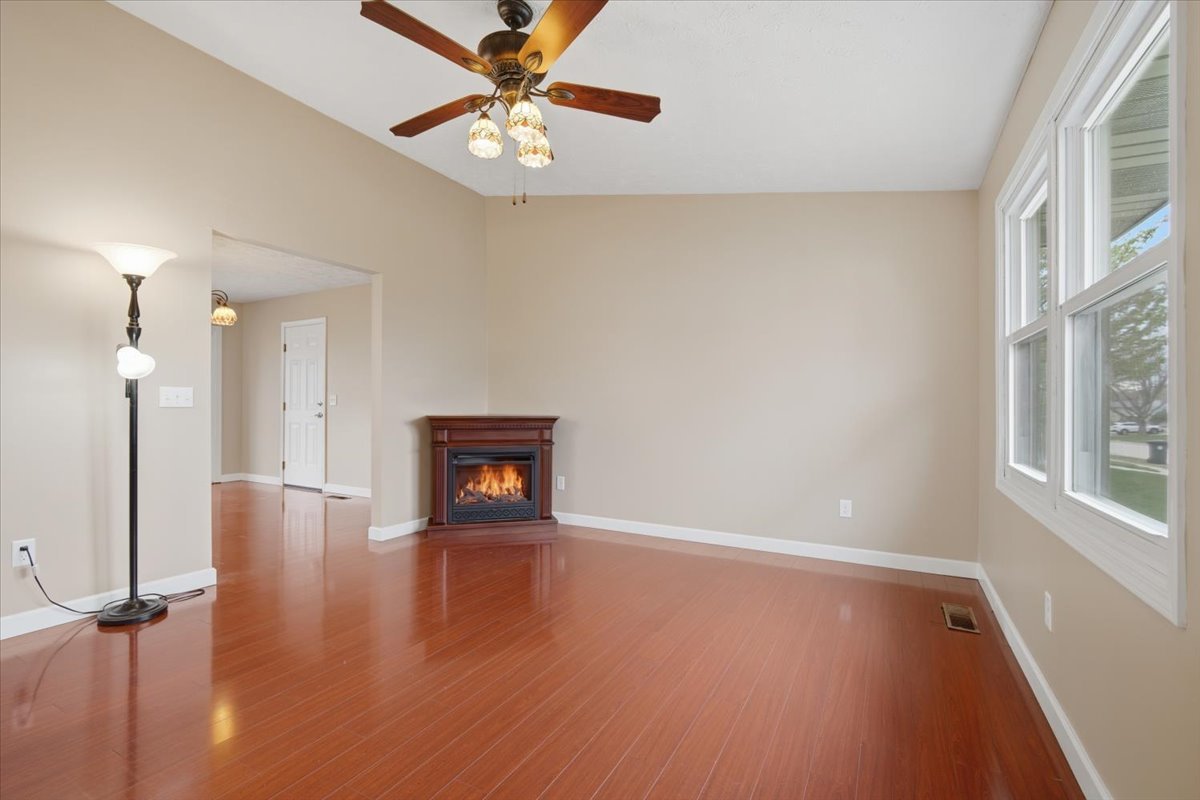 1409 Godfrey Drive Normal, IL 61761 - Photo 9 of 30