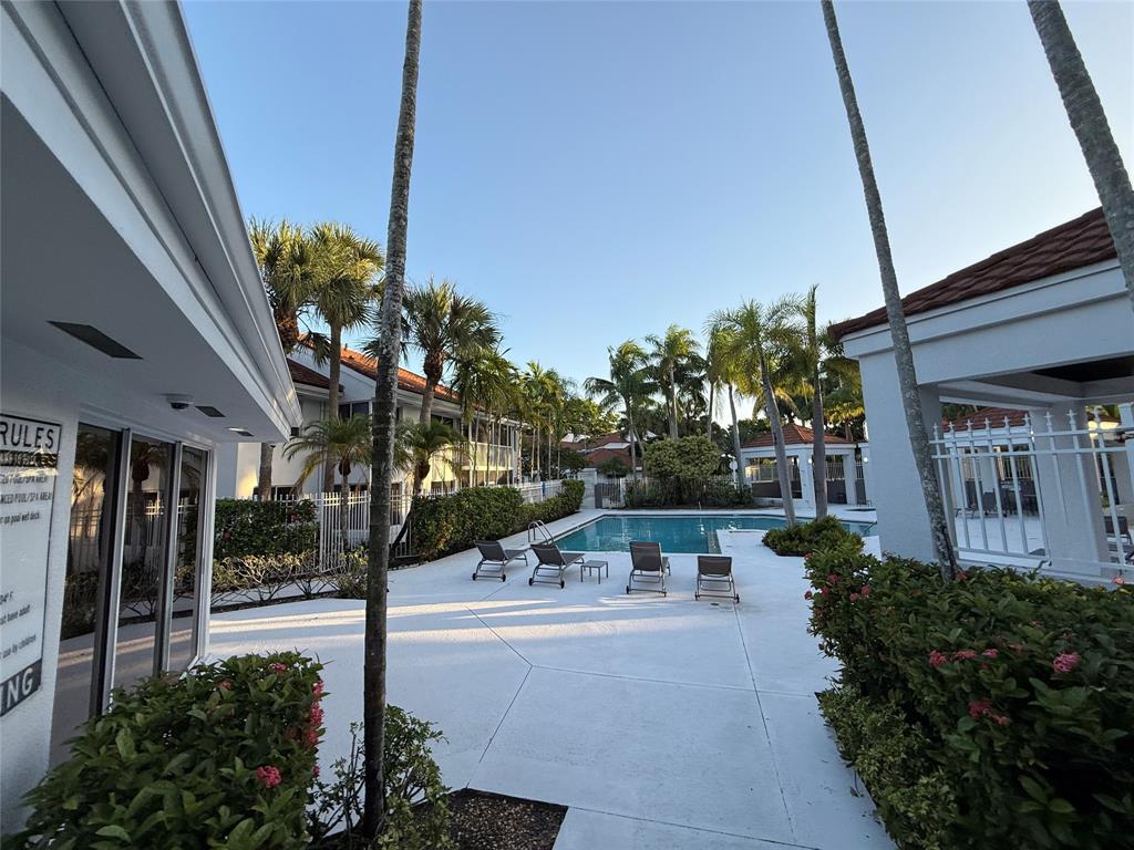 9237 Northwest 9th Place, Unit 9237 Plantation, FL 33324 - Photo 42 of 44