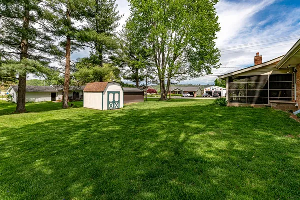 $285,000 | 831 Turner Road, Rising Sun, IN 47040