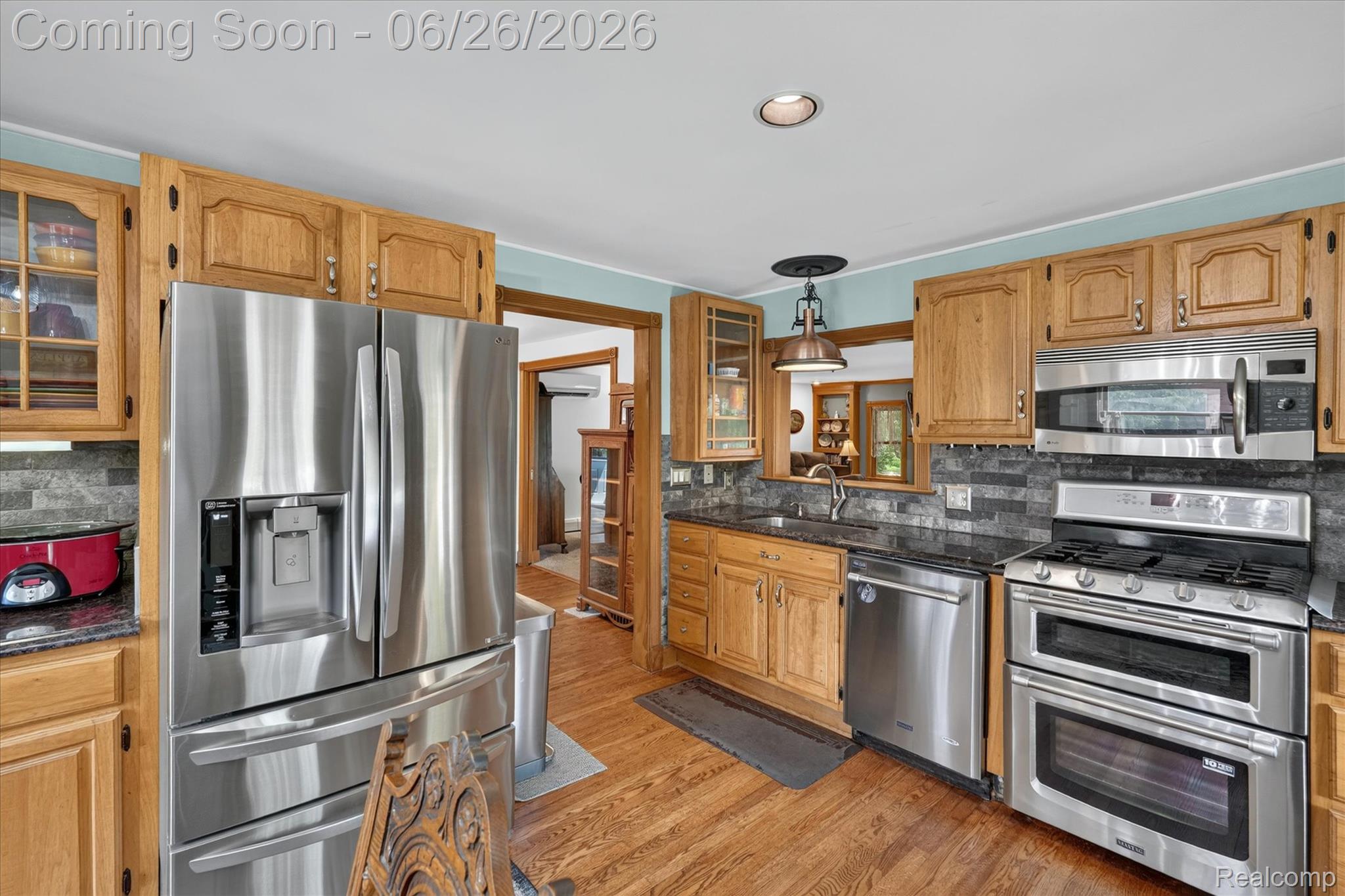 31620 West 11 Mile Road Farmington, MI 48334 - Photo 19 of 70