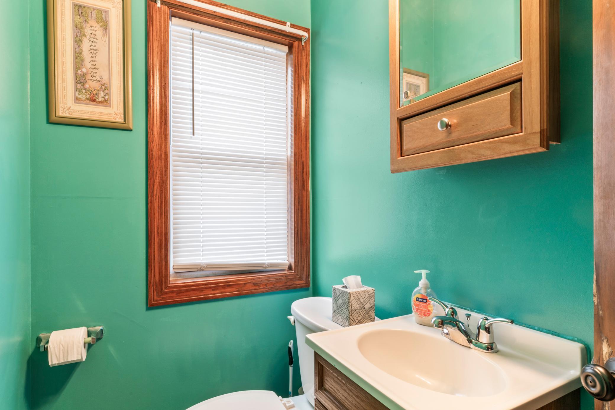 106 2nd Street Northwest Dodge Center, MN 55927 - Photo 14 of 32