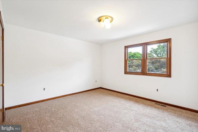 $630,000 | 125 Lori Lane, Broomall, PA 19008