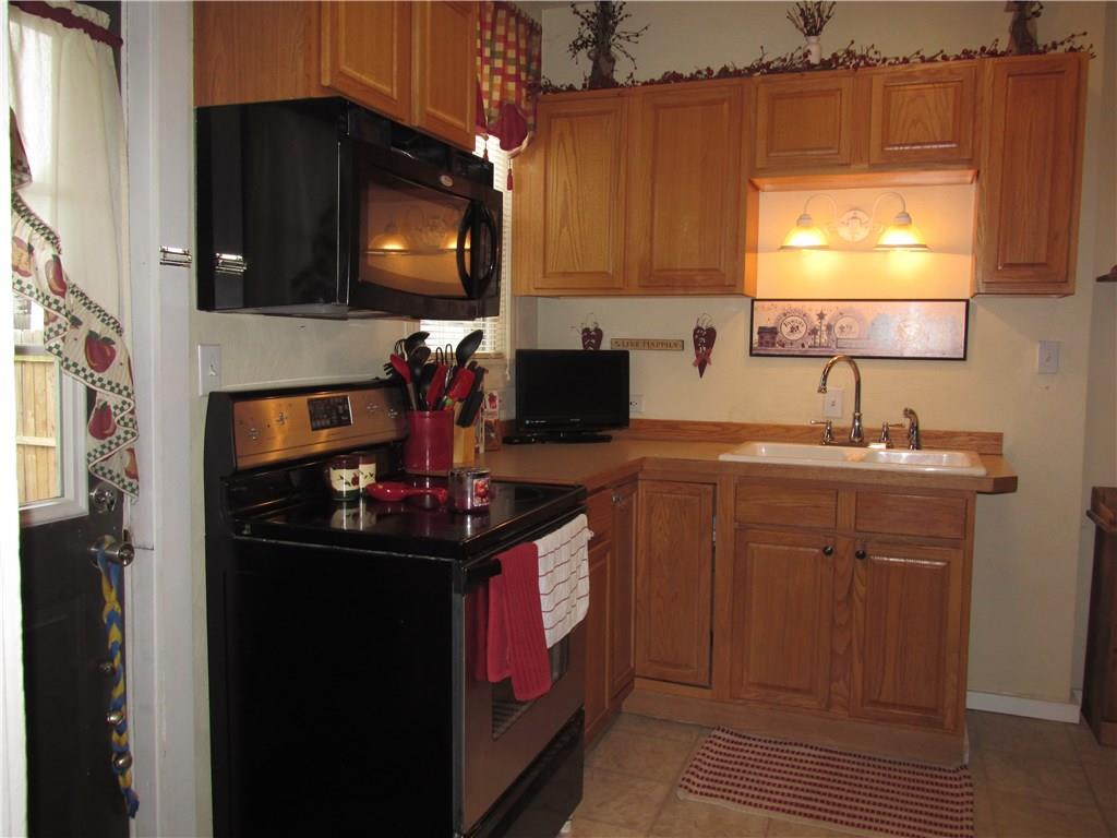 1636 Ridge Avenue Latrobe, PA 15650 - Photo 5 of 20 Gallery Image 5