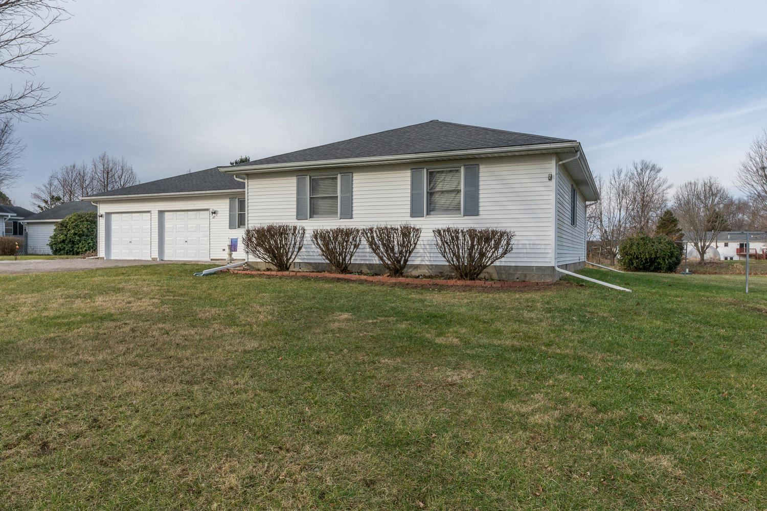 65 Concord Road Spencer, IN 47460 - Photo 1 of 26