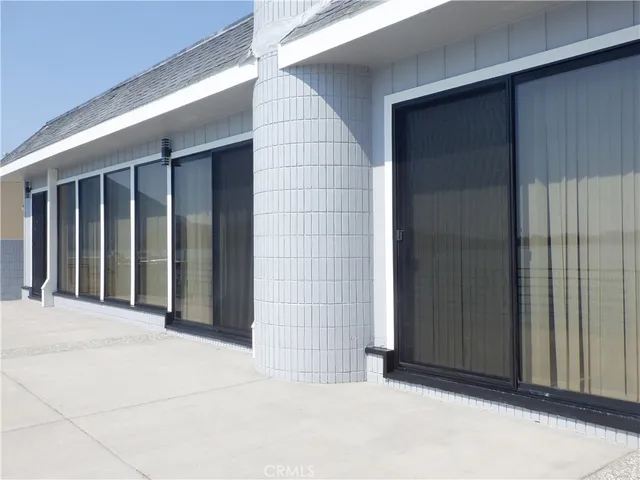 a view of washer and dryer