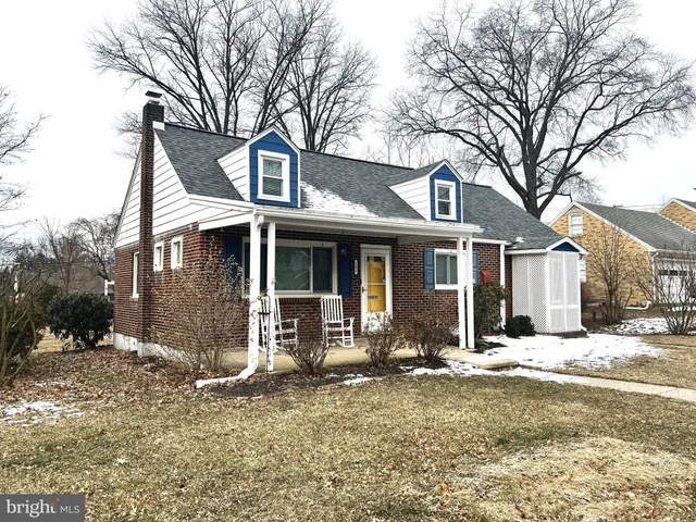 $255,000 | 205 Linn Street, Harrisburg, PA 17109