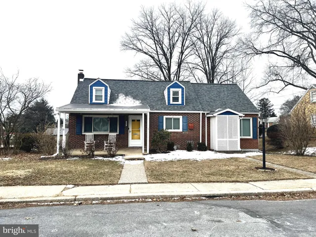 $255,000 | 205 Linn Street, Harrisburg, PA 17109