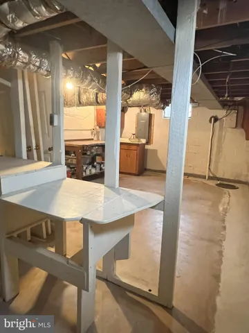 $255,000 | 205 Linn Street, Harrisburg, PA 17109