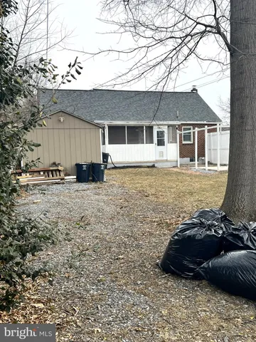 $255,000 | 205 Linn Street, Harrisburg, PA 17109