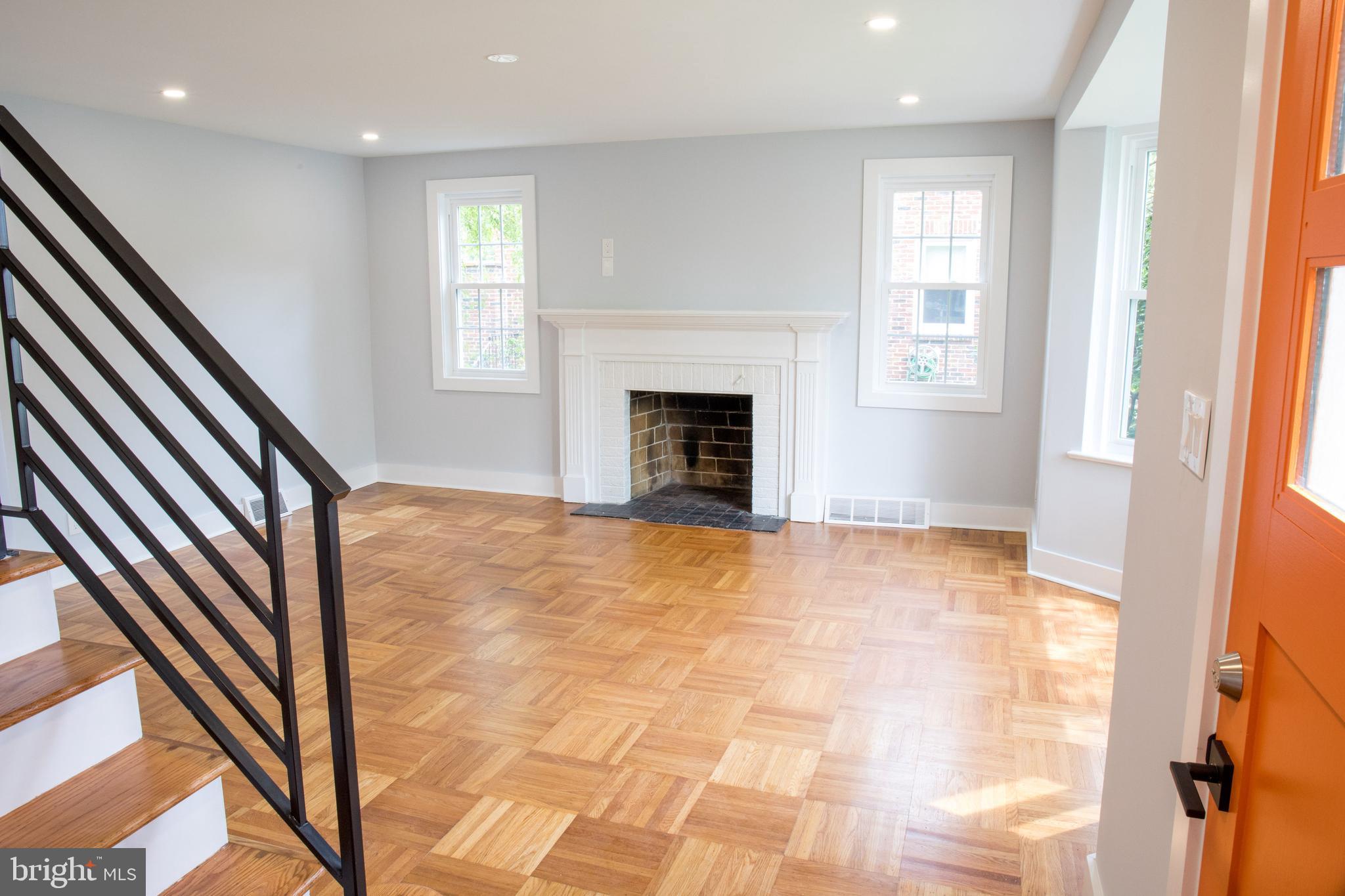 7808 Oak Lane Road Cheltenham, PA 19012 - Photo 4 of 50 Living