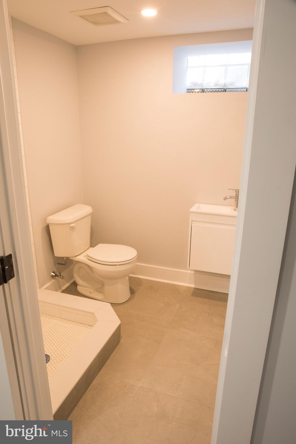7808 Oak Lane Road Cheltenham, PA 19012 - Photo 48 of 50 Gallery Image 48