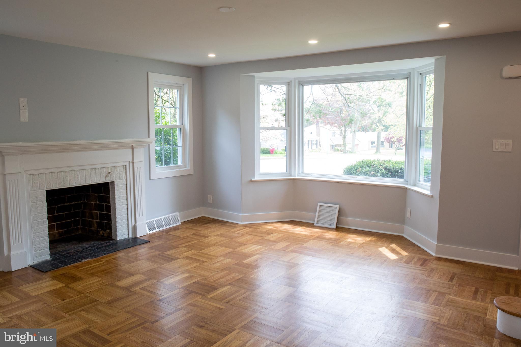 7808 Oak Lane Road Cheltenham, PA 19012 - Photo 8 of 50 Living