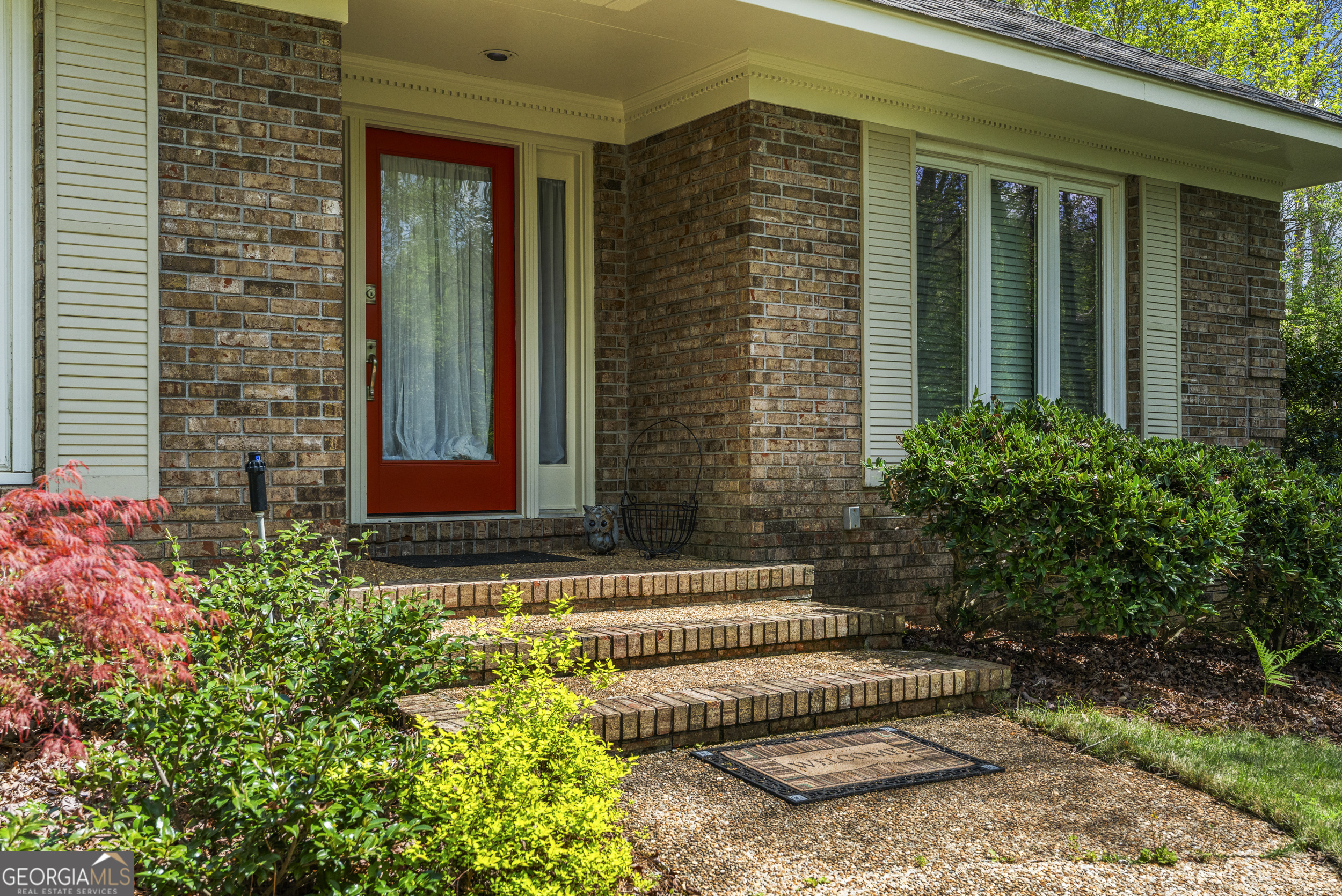 9442 Comanche Road Columbus, GA 31904 - Photo 2 of 32