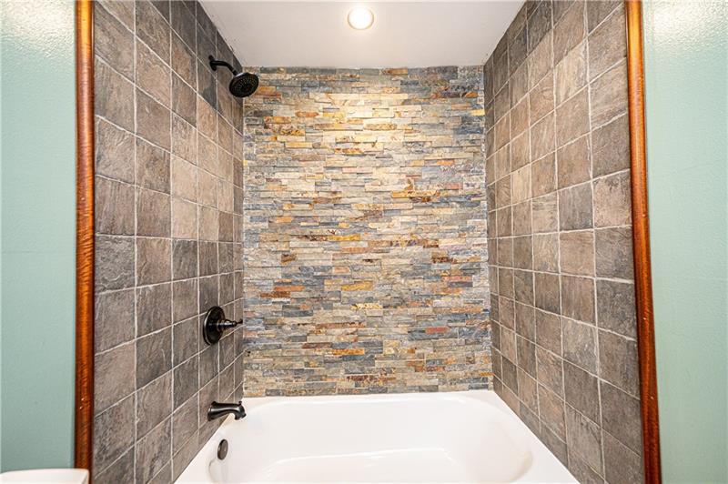 35 Kelly Road Washington, PA 15301 - Photo 11 of 25 Gallery Image 11