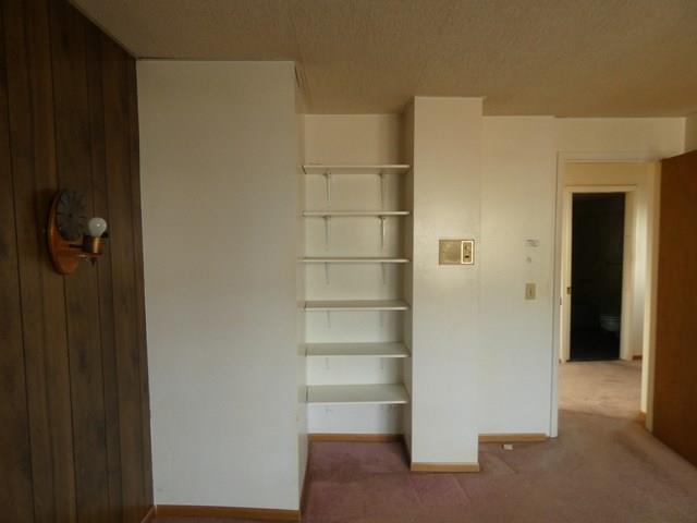 823 Railroad Street McKees Rocks, PA 15136 - Photo 4 of 20 Gallery Image 4