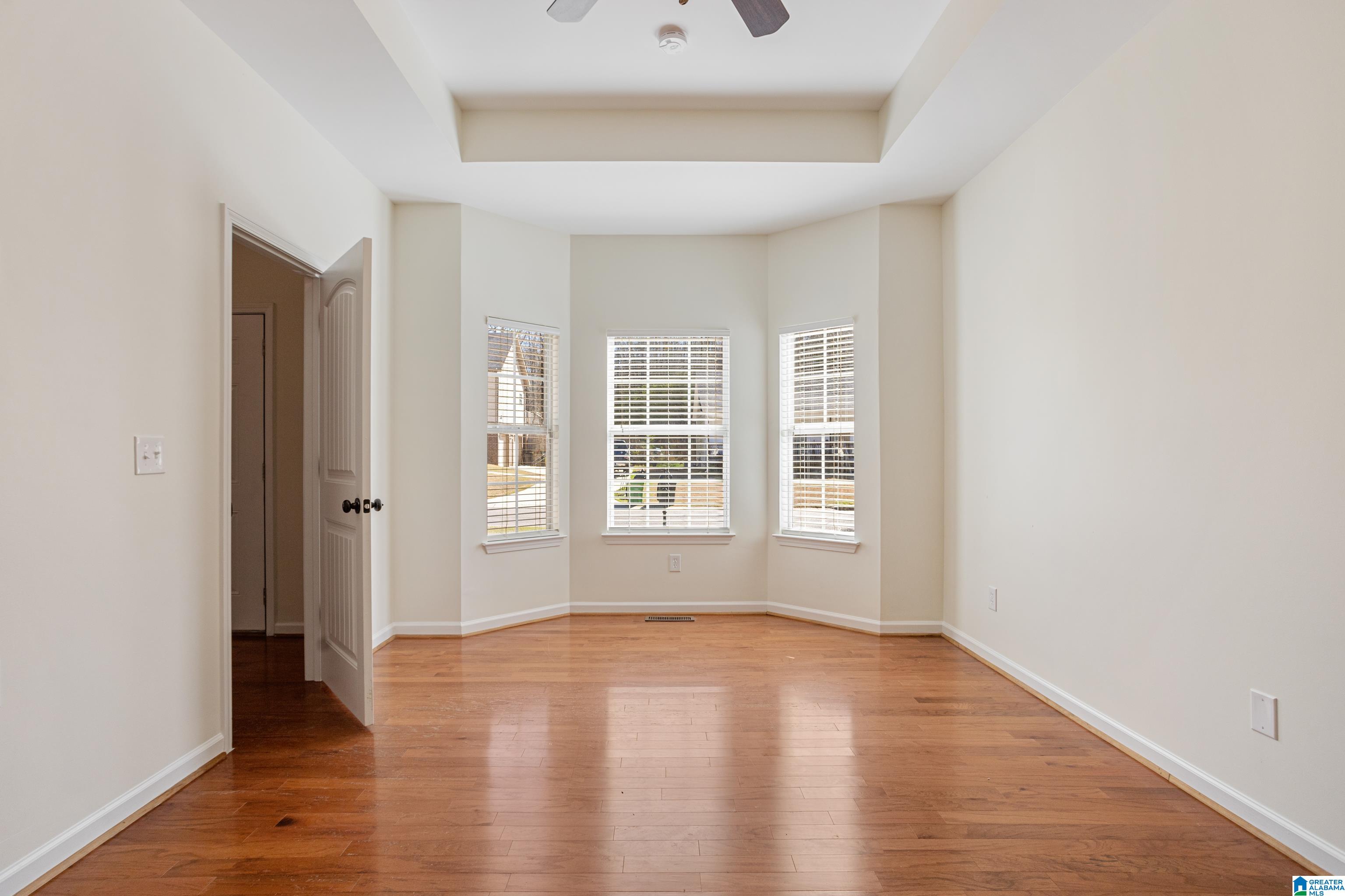 216 Walnut Street Leeds, AL 35094 - Photo 7 of 41