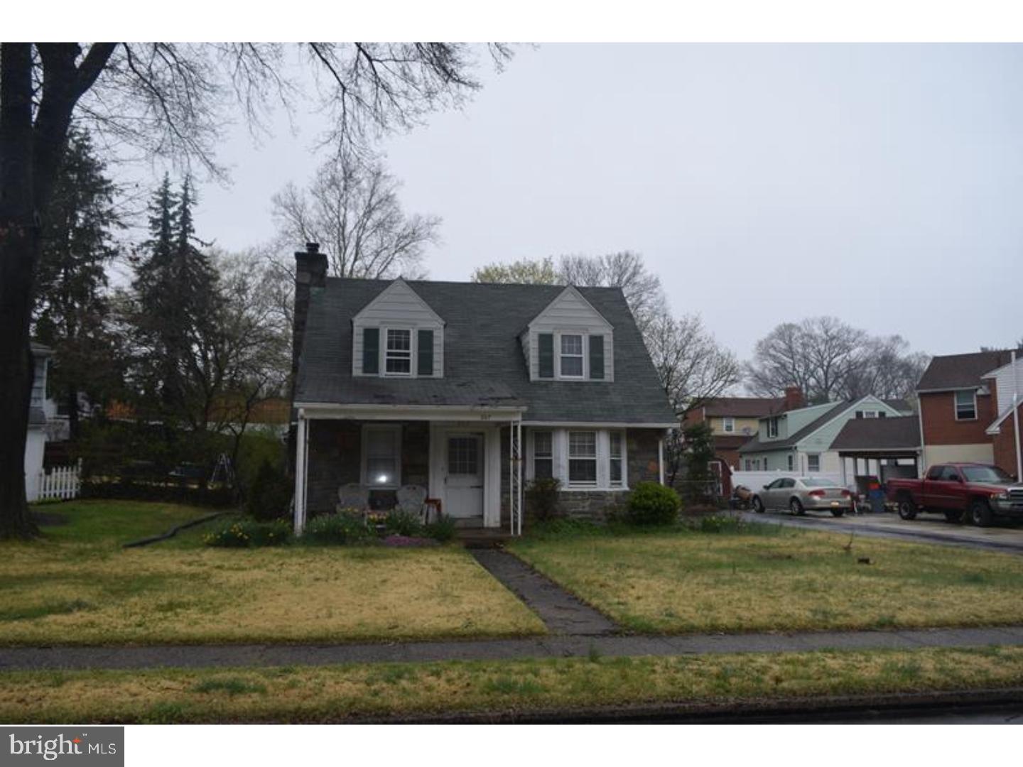 207 Hawthorne Road Morton, PA 19070 - Photo 3 of 5