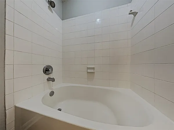 $430,000 | 85 Summer Lark Place, Spring, TX 77382