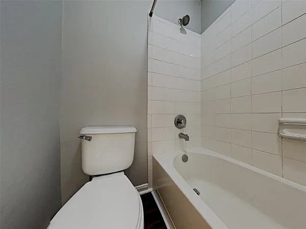 $430,000 | 85 Summer Lark Place, Spring, TX 77382