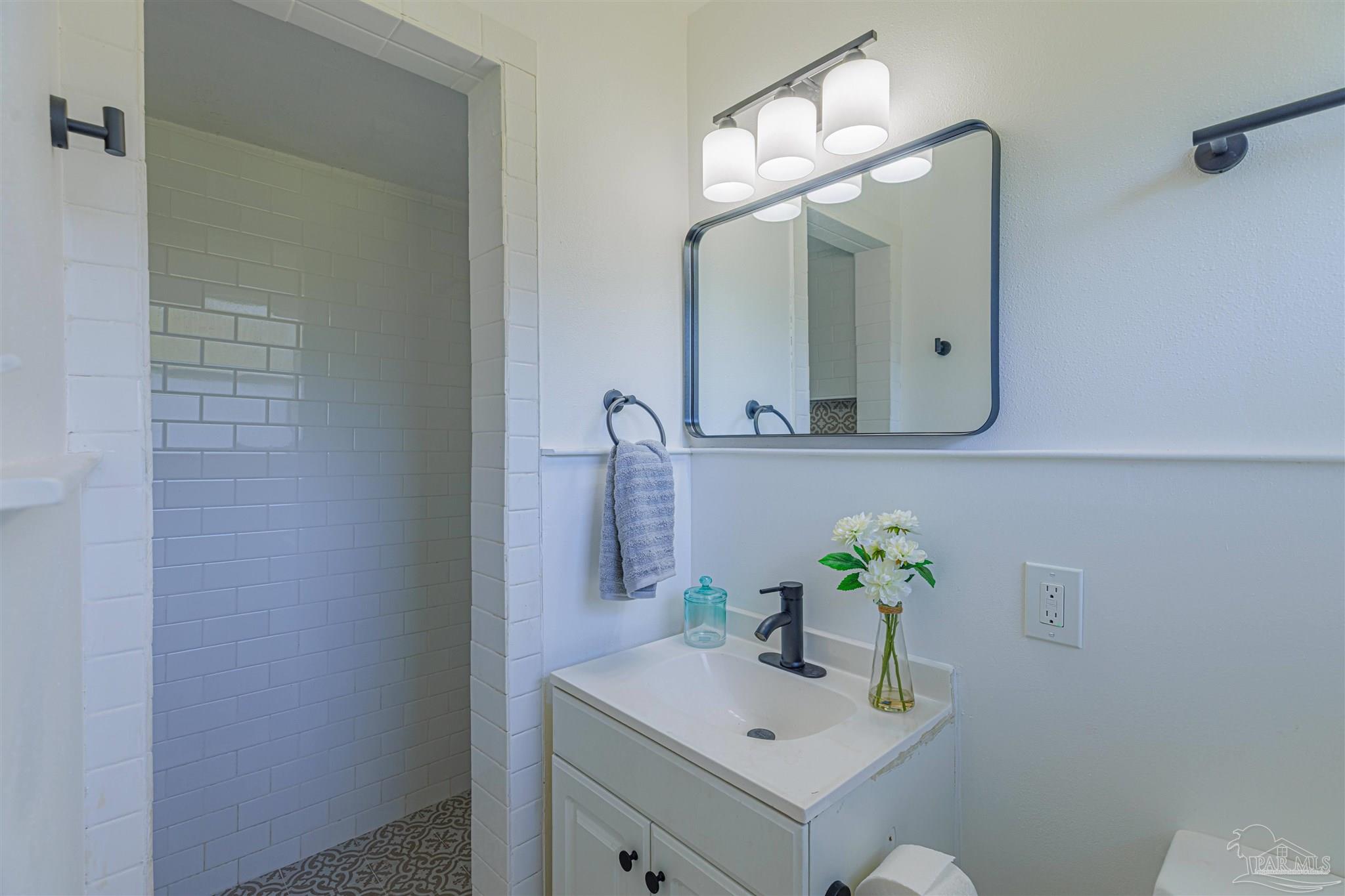 860 East Burgess Road Pensacola, FL 32504 - Photo 26 of 47 Gallery Image 26