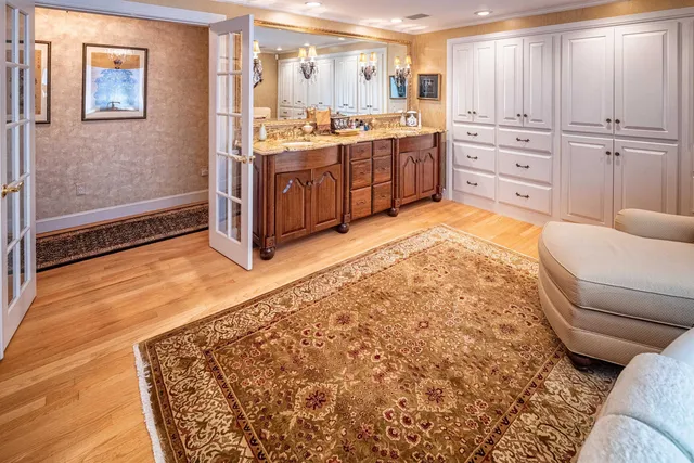 $1,195,000 | 2 Shamrock Lane, Dover, NH 03820