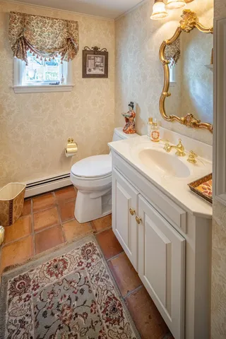 $1,195,000 | 2 Shamrock Lane, Dover, NH 03820