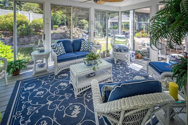 $1,195,000 | 2 Shamrock Lane, Dover, NH 03820