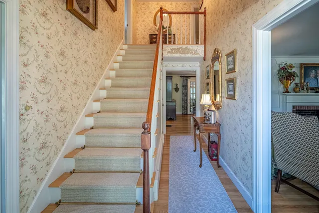 $1,195,000 | 2 Shamrock Lane, Dover, NH 03820