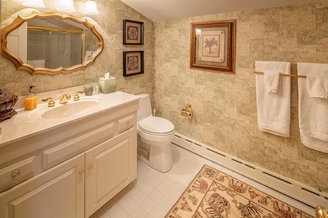 $1,195,000 | 2 Shamrock Lane, Dover, NH 03820