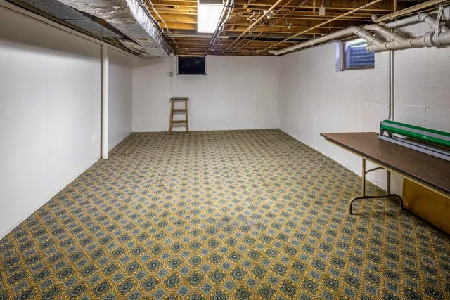 $1,195,000 | 2 Shamrock Lane, Dover, NH 03820