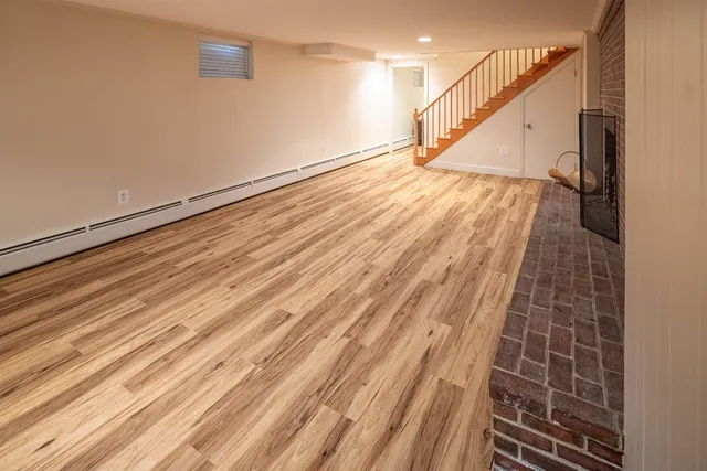 $1,195,000 | 2 Shamrock Lane, Dover, NH 03820