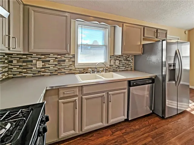 $1,600 | 100 Ginnity Drive, Douglasville, GA 30134