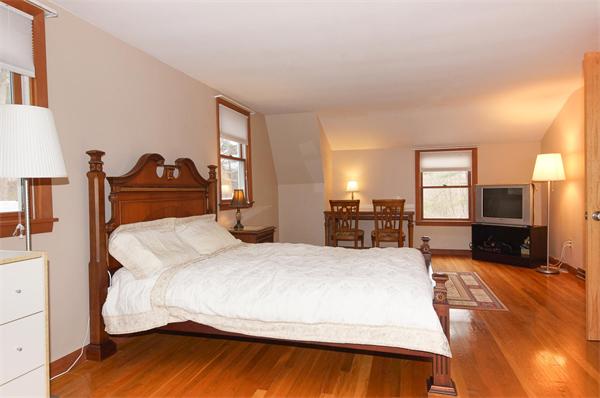 25 Crown Road Westford, MA 01886 - Photo 10 of 21 Gallery Image 10