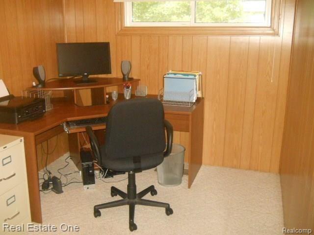 6536 Mayfair Road Utica, MI 48317 - Photo 8 of 17 DSCN5177.JPG