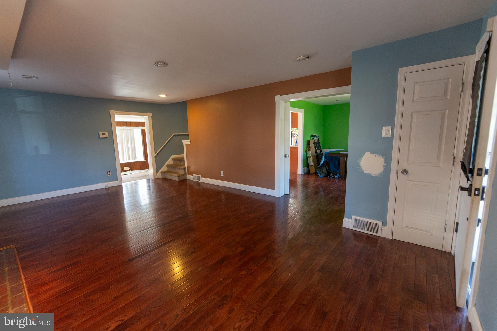 7403 Barclay Road Cheltenham, PA 19012 - Photo 3 of 32 Gallery Image 3
