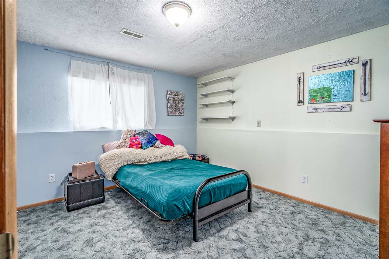 17814 North Boston Road Colbert, WA 99005 - Photo 14 of 20